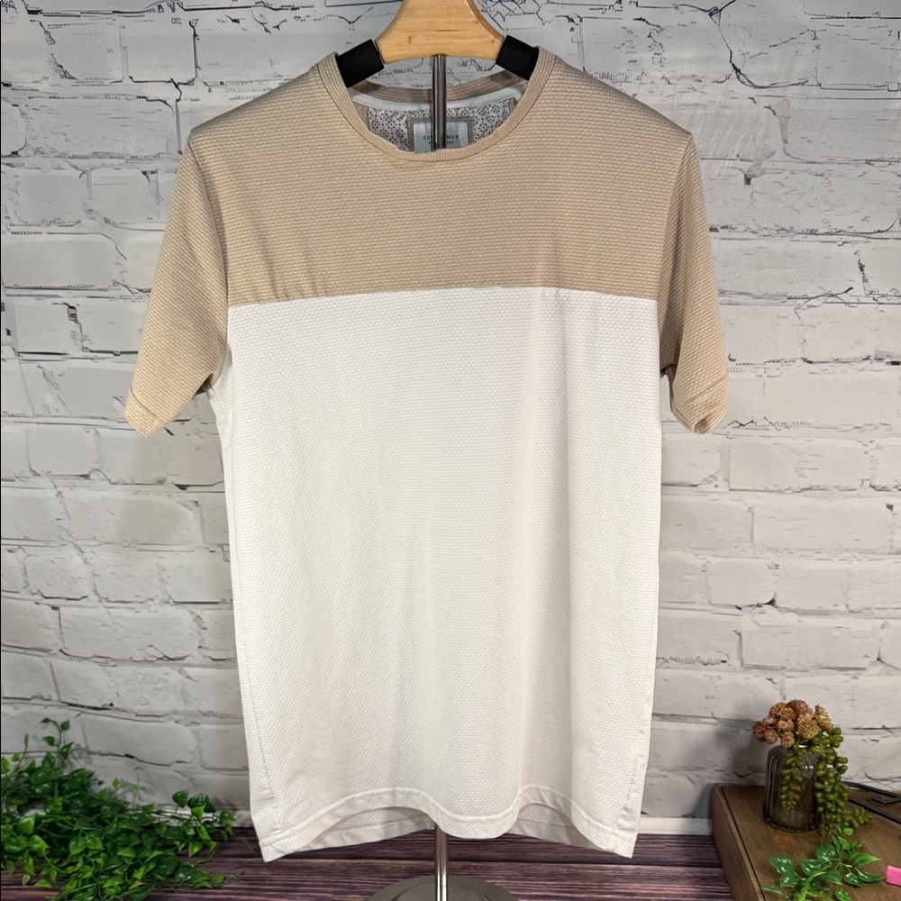Cactus Man by Ricky Singh (Nordstroms) Two-Tone‎ Colorblock Beige and White Tee